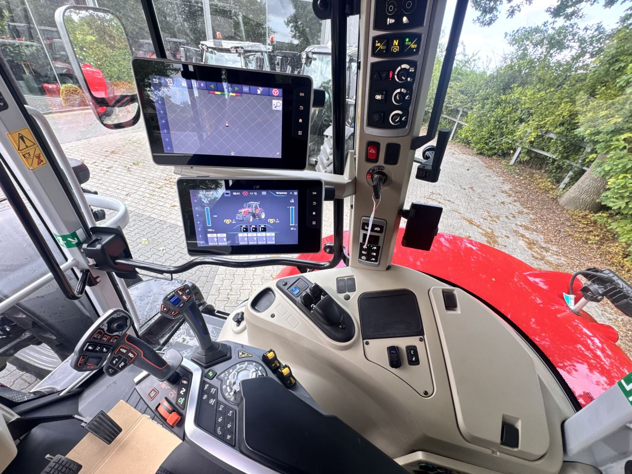 Massey Ferguson 7s.210 DynaVT