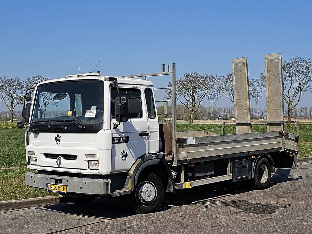 RENAULT MIDLINER S135 machnine transporter