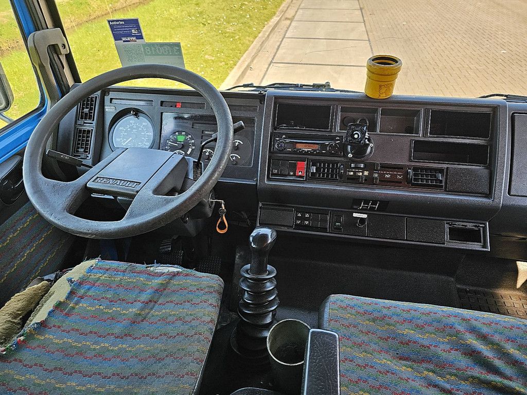 RENAULT MIDLINER S135 machnine transporter
