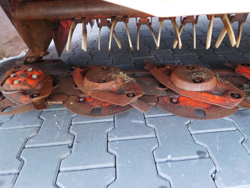 KUHN FC 313