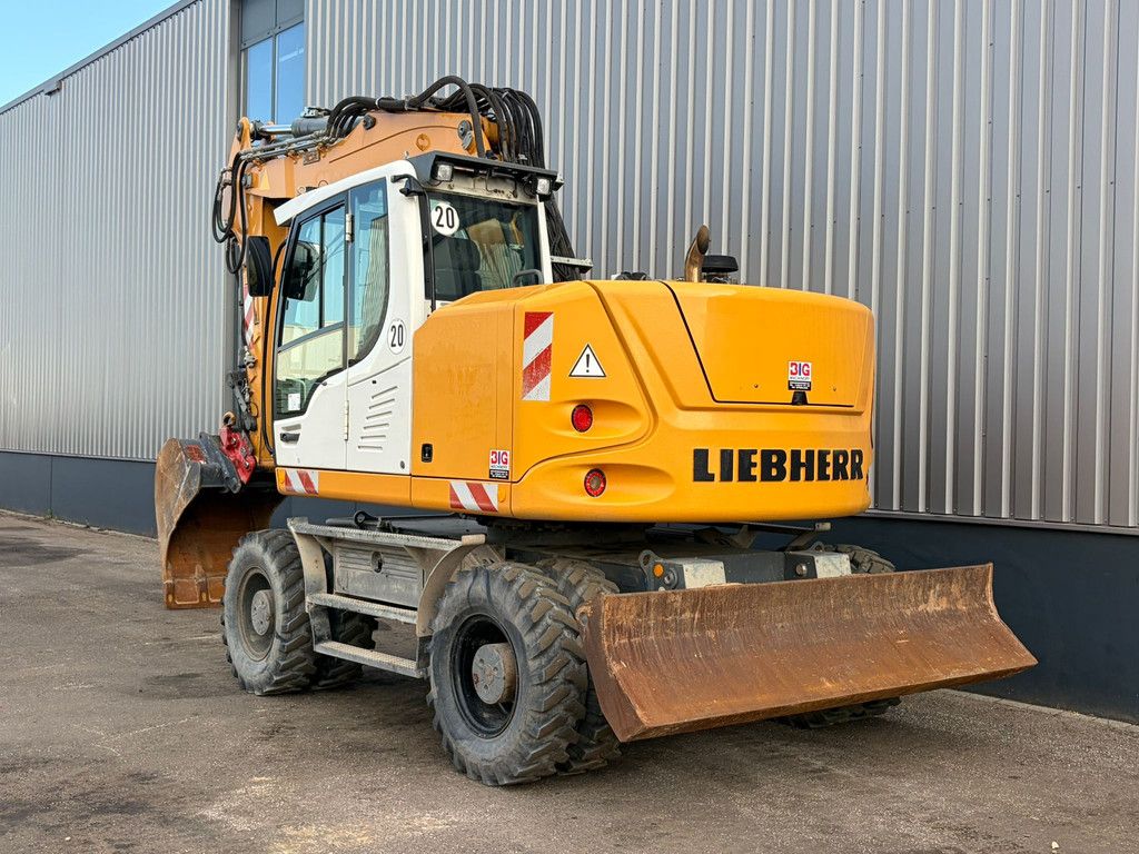 Liebherr A918 Compact Litronic
