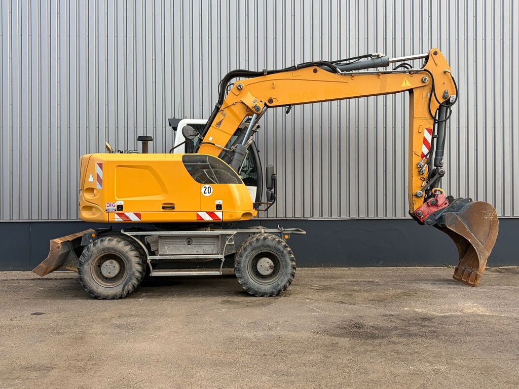 Liebherr A918 Compact Litronic