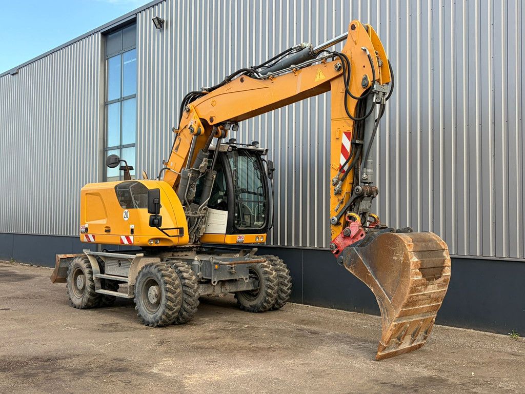 Liebherr A918 Compact Litronic