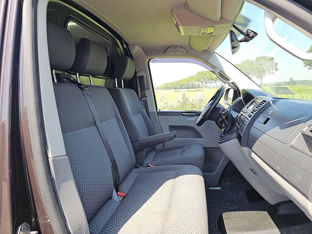 VOLKSWAGEN TRANSPORTER 2.0 TDI l1h1 140pk automaat!