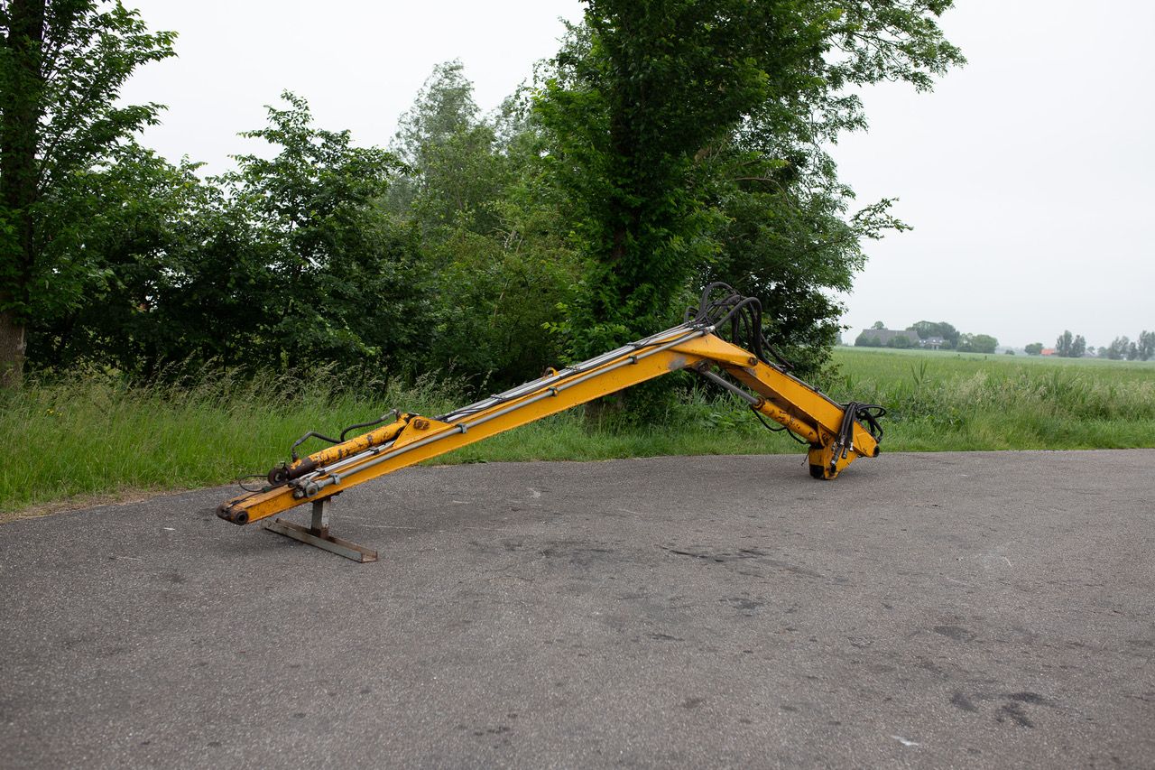 Herder MBK 135 maaiarm maaikorfarm Mähausleger