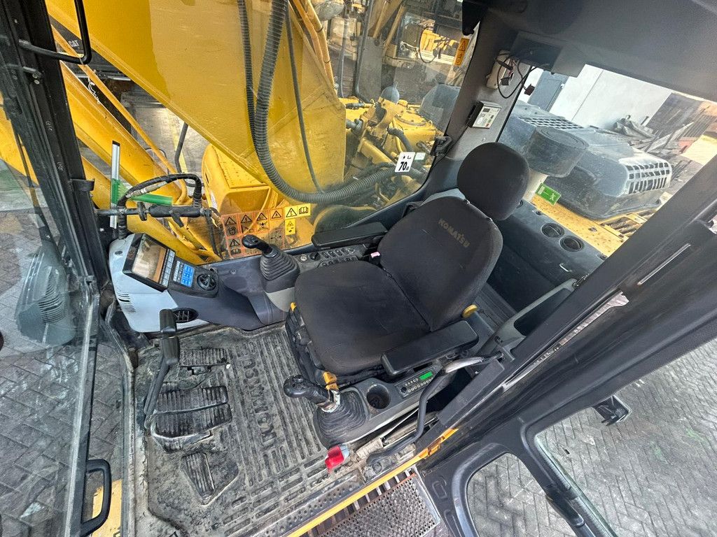 Komatsu PC 240LC-8