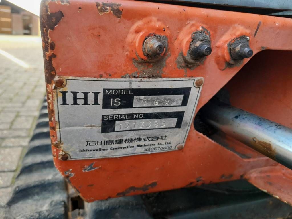 IHI 7 GX minigraver met bak