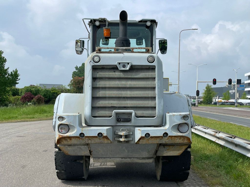 Caterpillar 930M