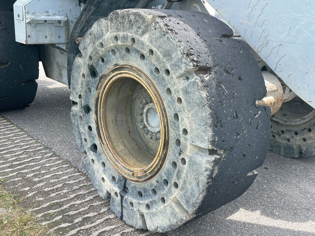 Caterpillar 930M