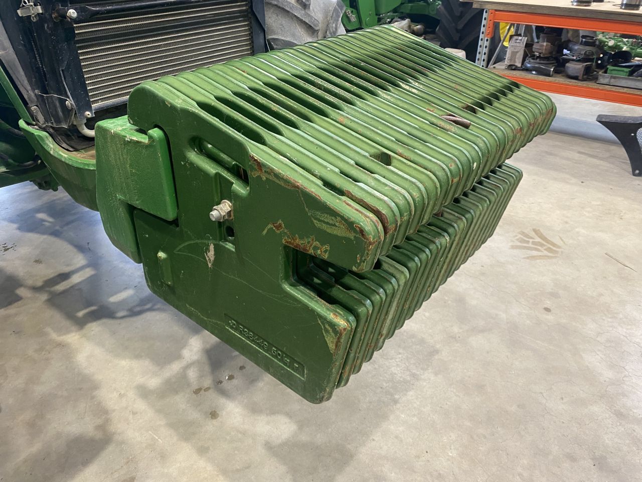 John Deere R38448 Front weights 50 kg (1.000 kg)