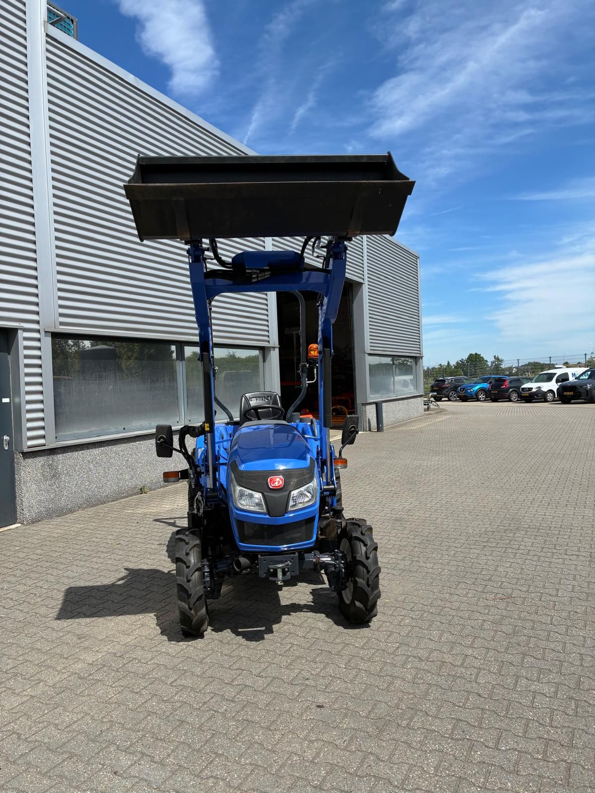 Iseki TLE3410 tractor met voorlader