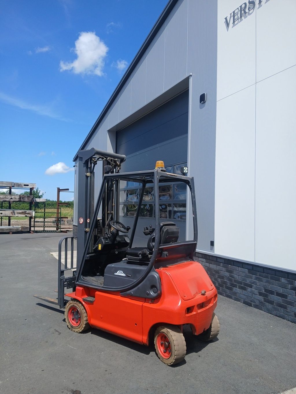 Linde E16