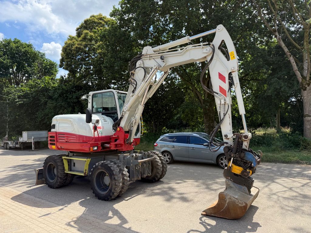 Takeuchi TB295W