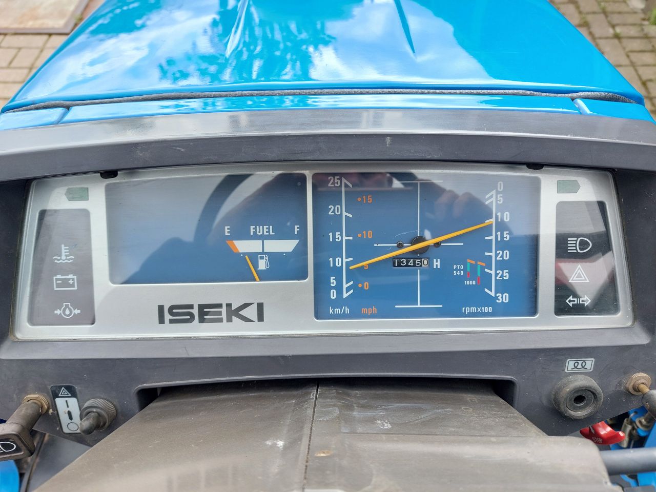 Iseki TU 315 F met KENTEKEN