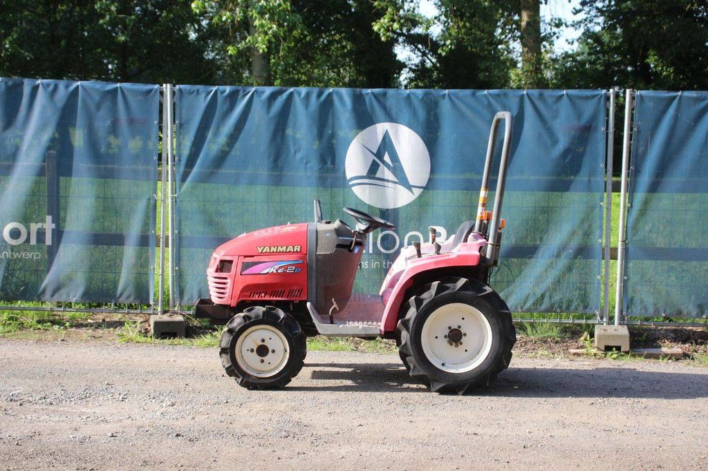 Minitraktor Yanmar Ke-2D Diesel 12,5 PS