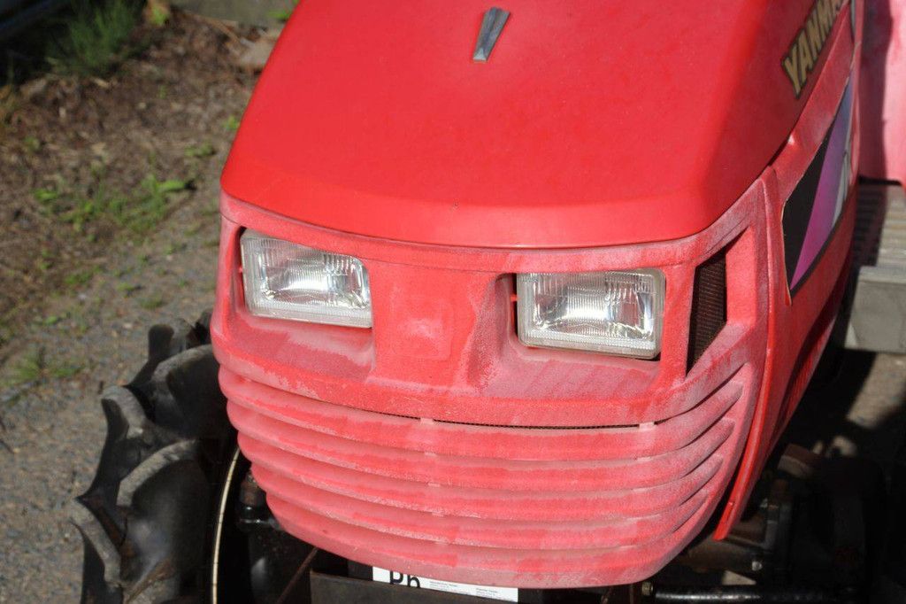 Minitraktor Yanmar Ke-2D Diesel 12,5 PS