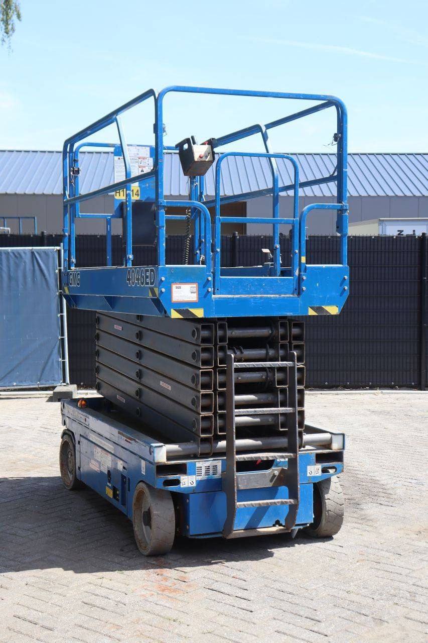 Scherenarbeitsbühne GMG 4046-ED Elektrisch 350 kg 13,9 m 2018