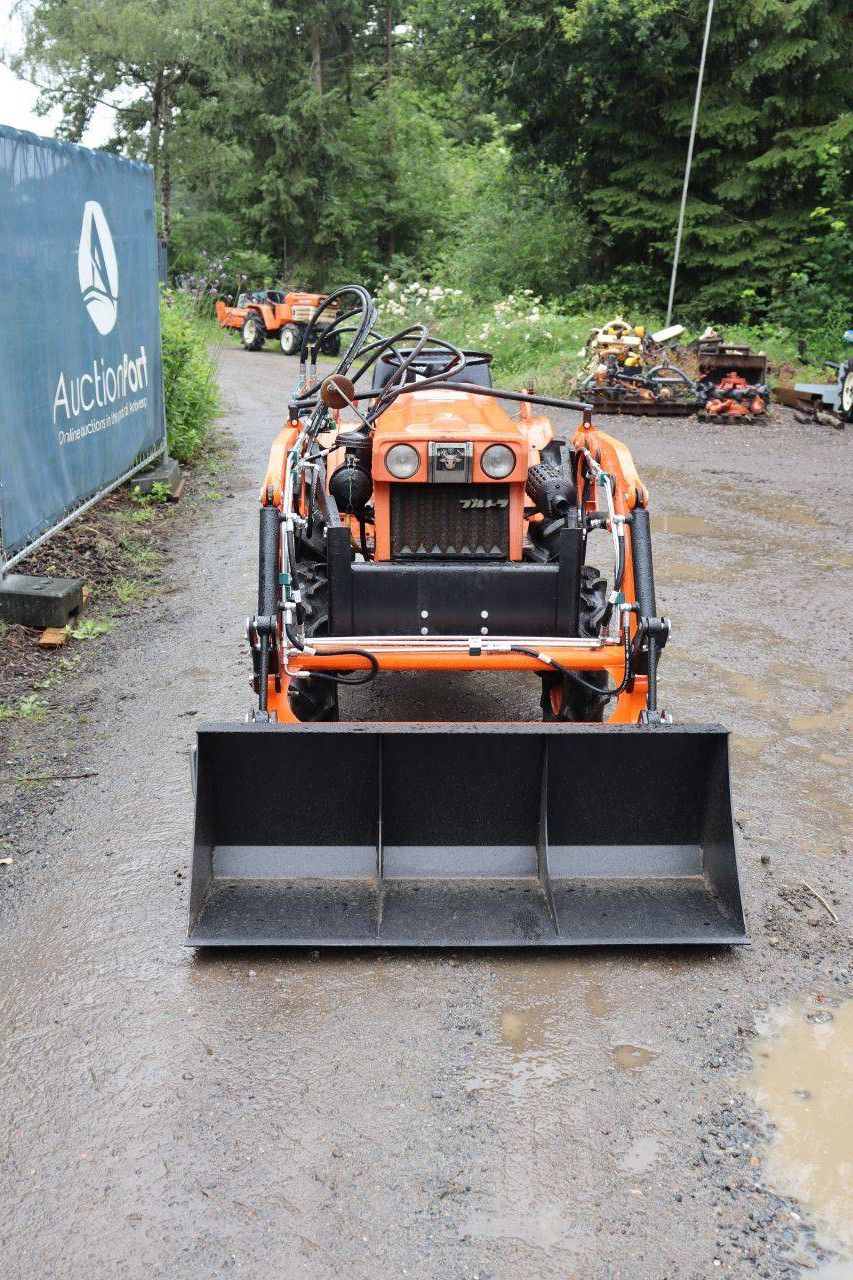 Minitractor Kubota B7001 Diesel 14pk met voorlader
