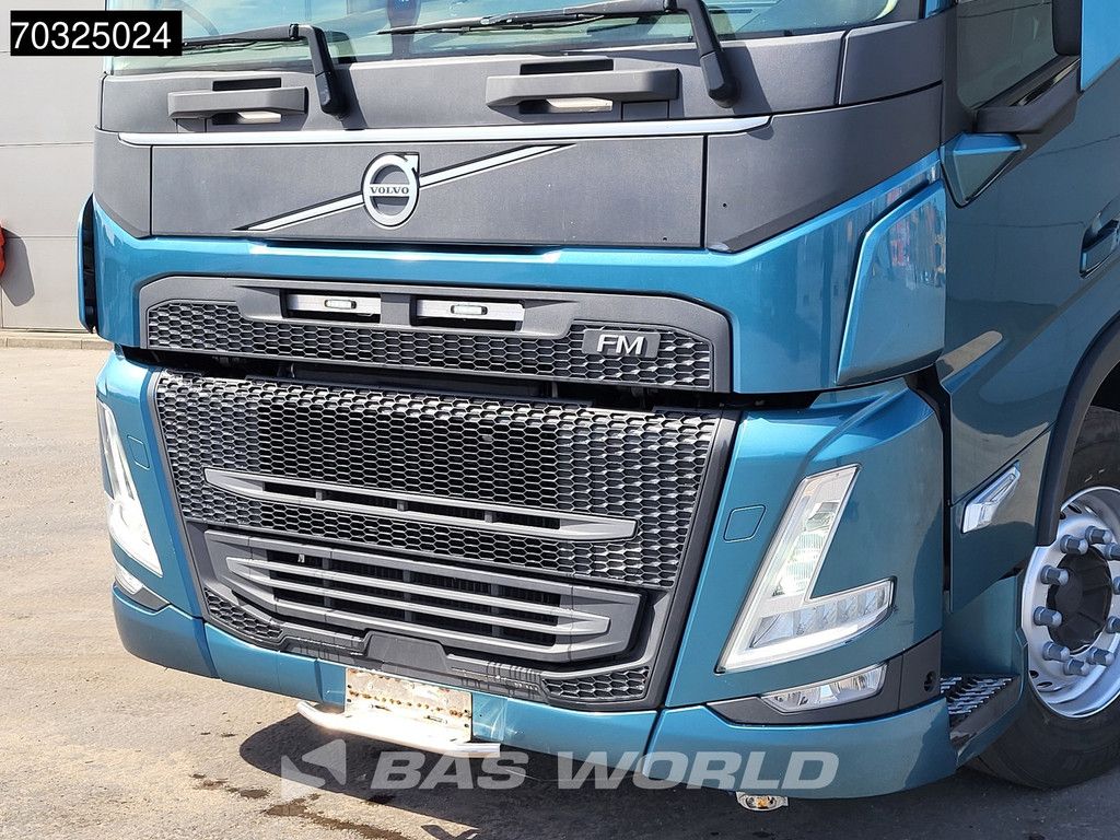 Volvo FM 460 4X2 2x Tanks ADR Standklima ACC