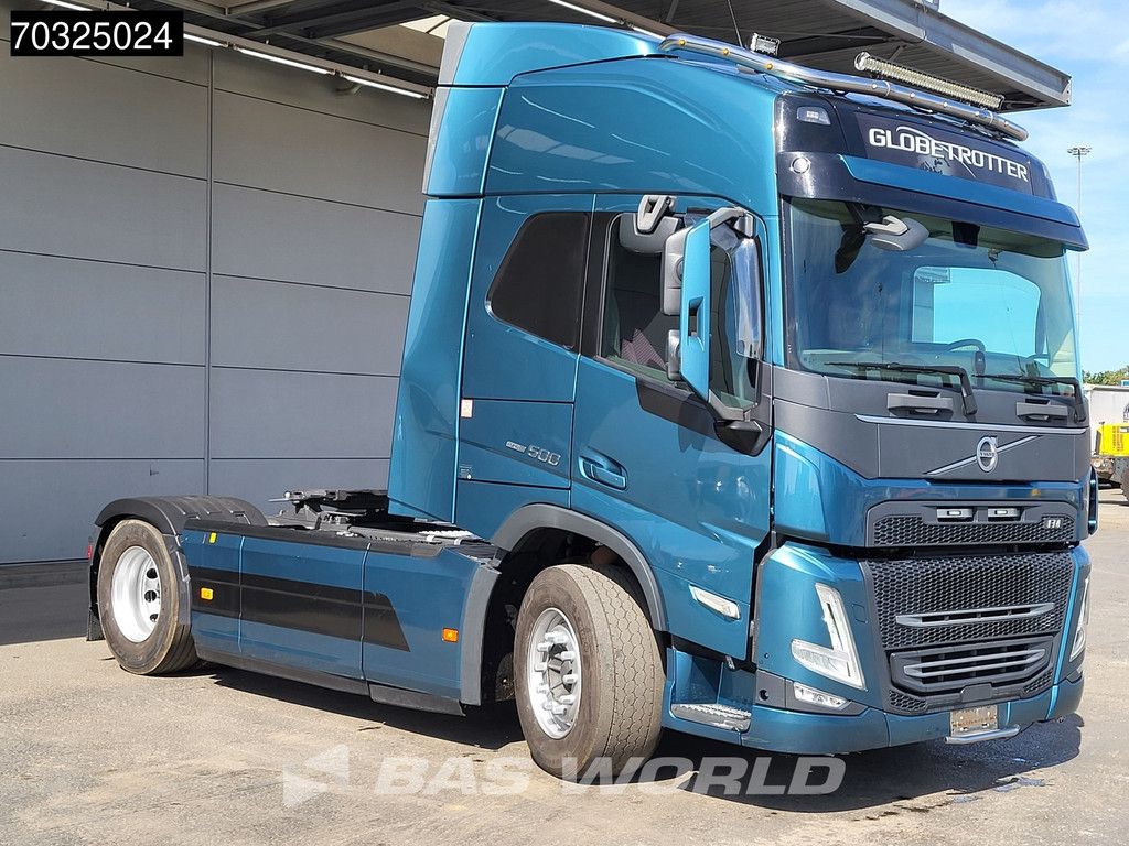 Volvo FM 460 4X2 2x Tanks ADR Standklima ACC