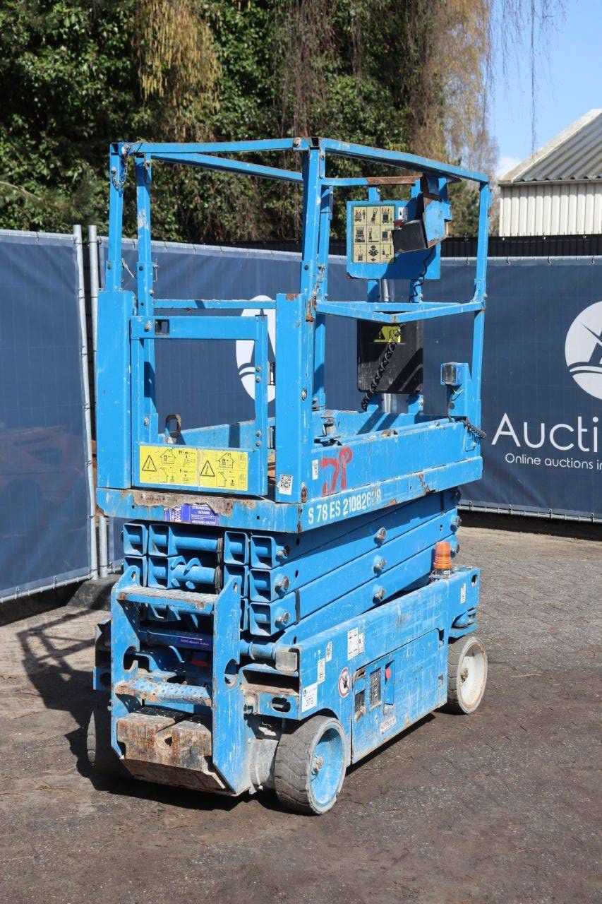 Scissor lift Genie GS-1932 Electric 7.85m 2014