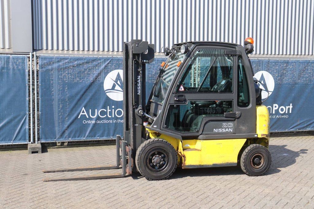 Heftruck Nissan U1D2A20LQ LPG 2000kg 3.3m 2010