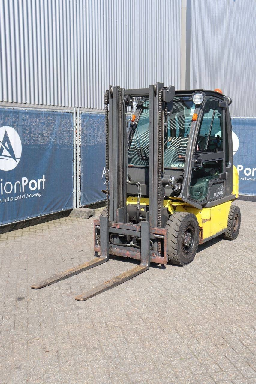 Heftruck Nissan U1D2A20LQ LPG 2000kg 3.3m 2010