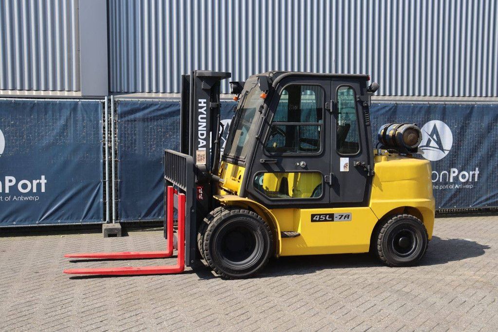 Gabelstapler Hyundai 45L-7A LPG 3205 kg 4,5 m 2013