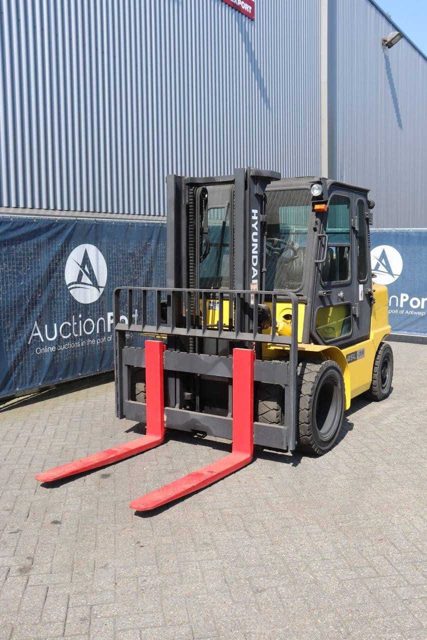 Gabelstapler Hyundai 45L-7A LPG 3205 kg 4,5 m 2013