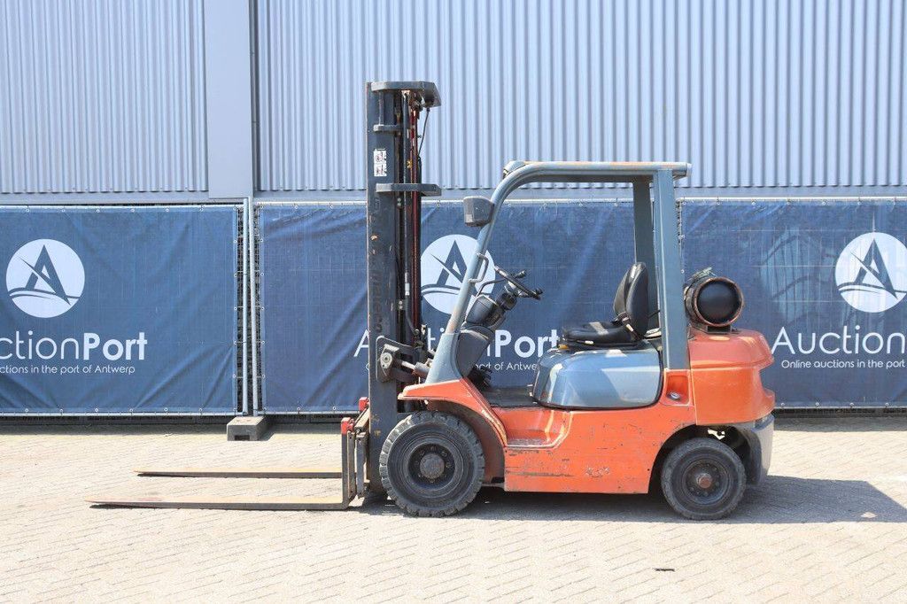 Forklift Toyota 42-7FGF25 LPG 2500kg 6.0m 2007