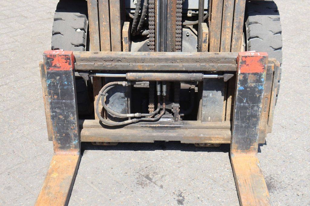 Forklift Toyota 42-7FGF25 LPG 2500kg 6.0m 2007