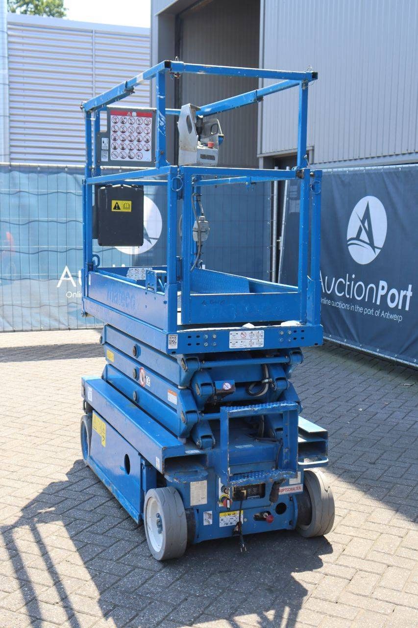 Skyjack SJIII-3219 Electric Scissor Lift 227kg 7.8m 2015