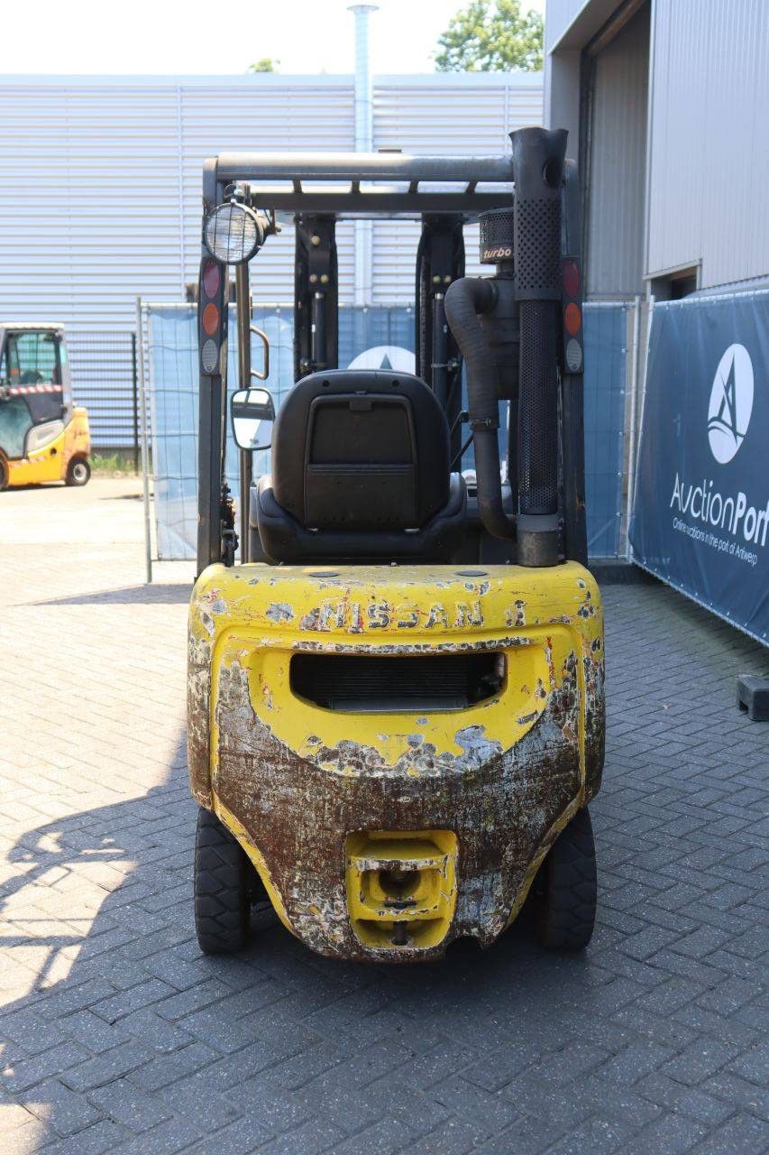 Forklift Nissan FD01A18Q Diesel 1750kg 4.7m 2005