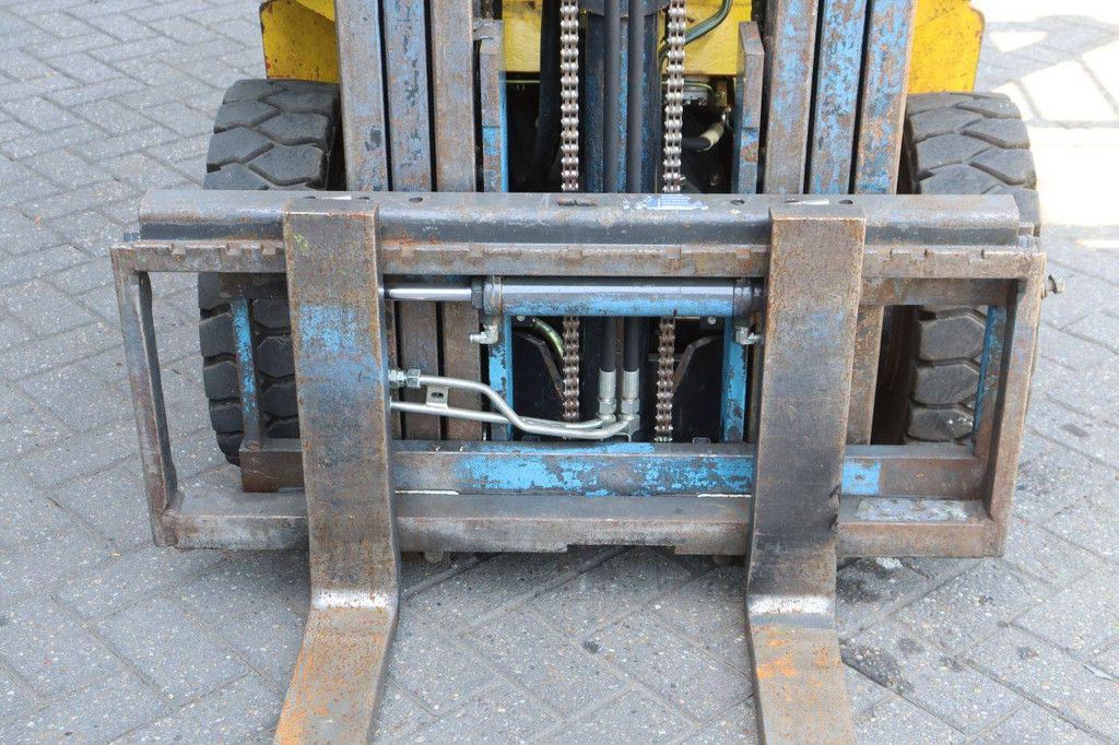 Forklift Nissan FD01A18Q Diesel 1750kg 4.7m 2005