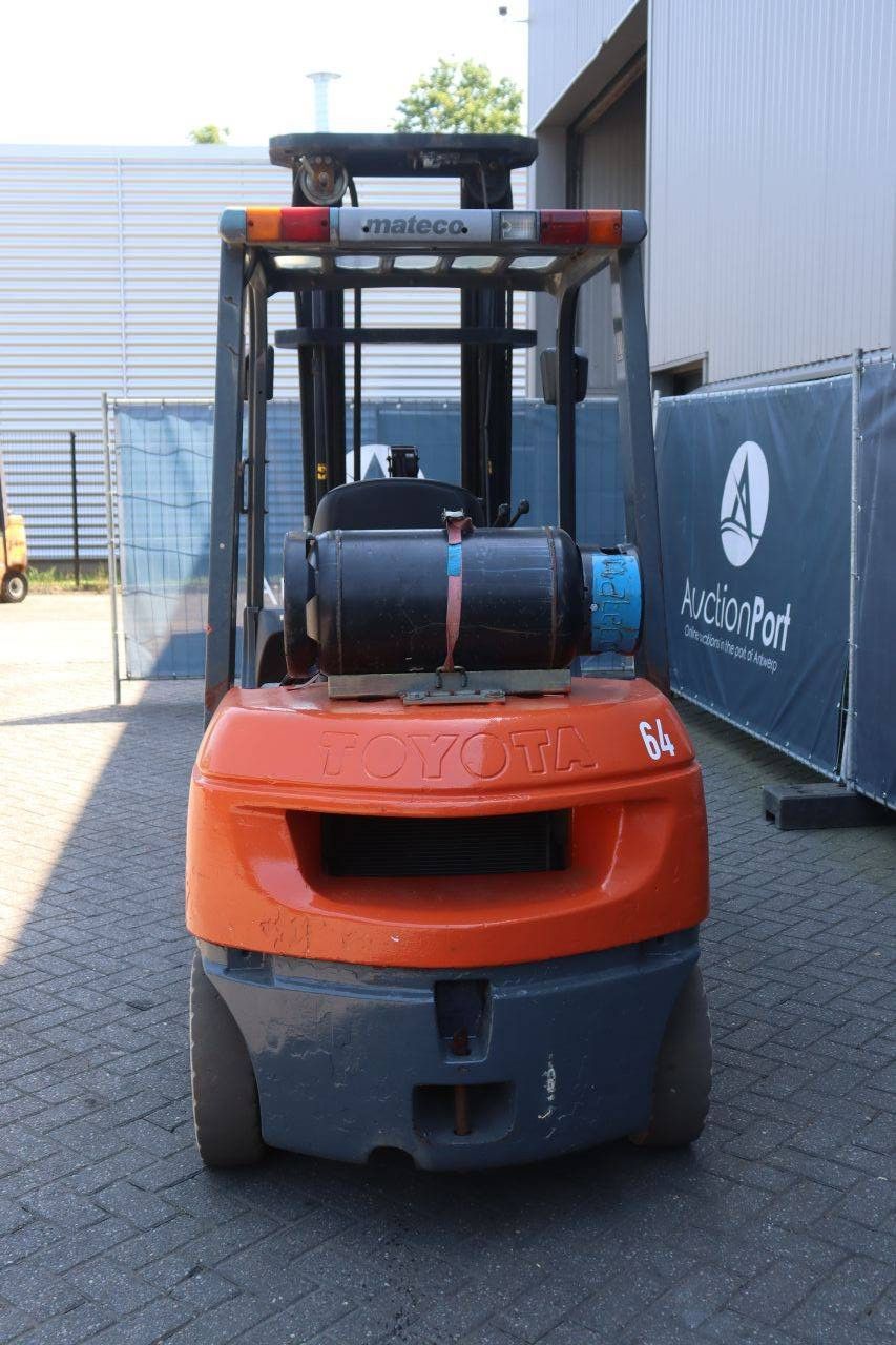 Forklift Toyota 42-7FGF25 LPG 2500kg 6.0m 2007