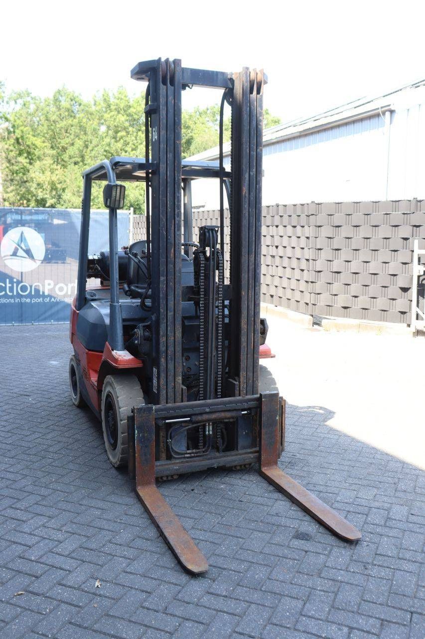 Forklift Toyota 42-7FGF25 LPG 2500kg 6.0m 2007