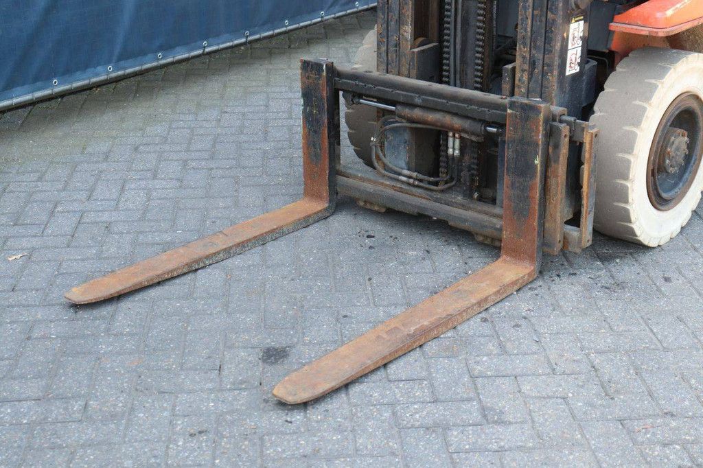 Forklift Toyota 42-7FGF25 LPG 2500kg 6.0m 2007