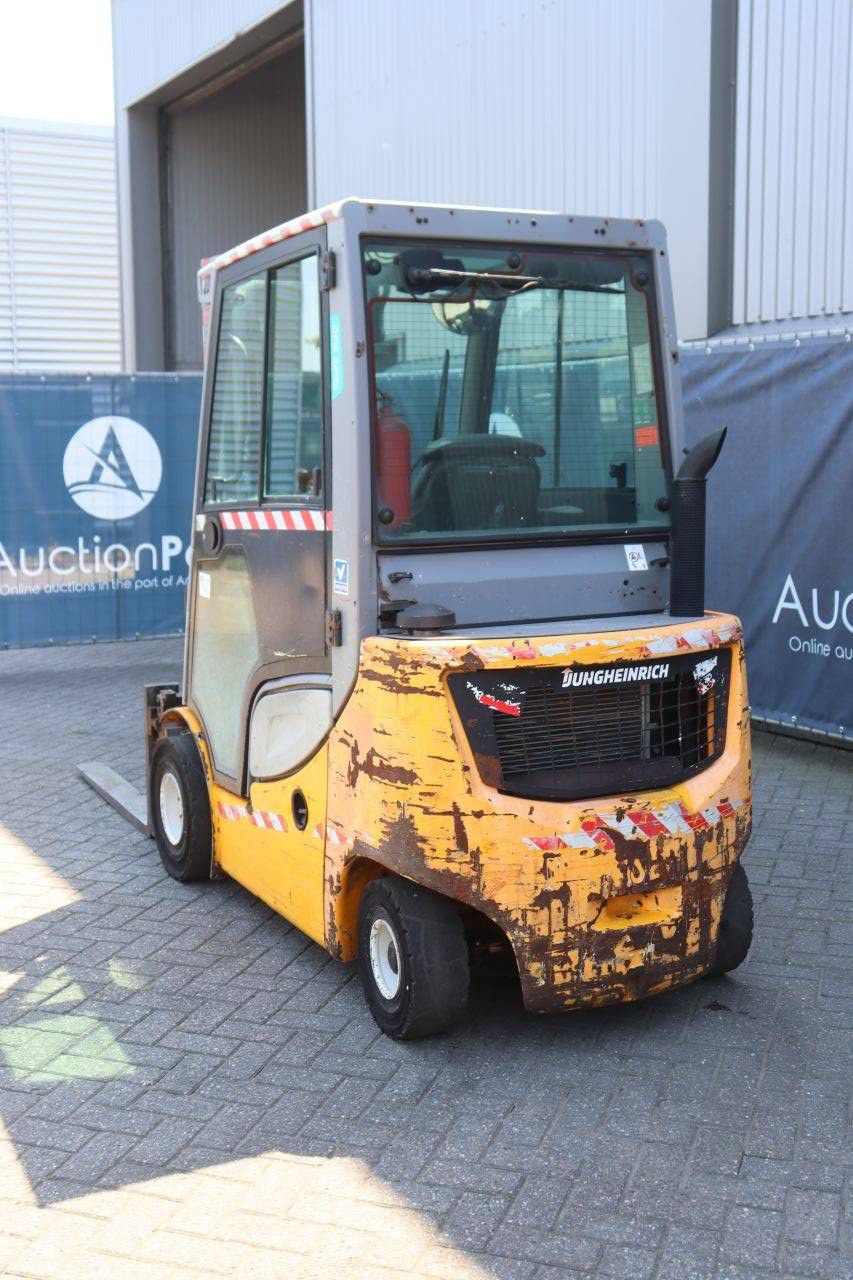 Forklift Jungheinrich DFG 320s Diesel 2000kg 2016