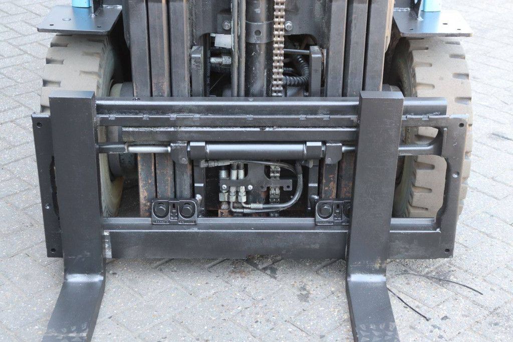 Heftruck Yale GDF25LX Diesel 2120kg 4.7m