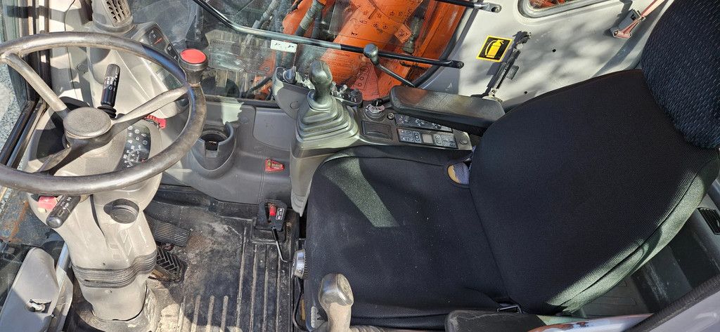 Hitachi ZX 160 W