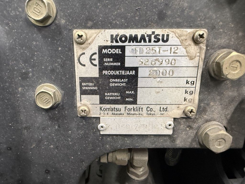 KOMATSU FD25T-12 ( BJR 2000 ) 3050 UUR