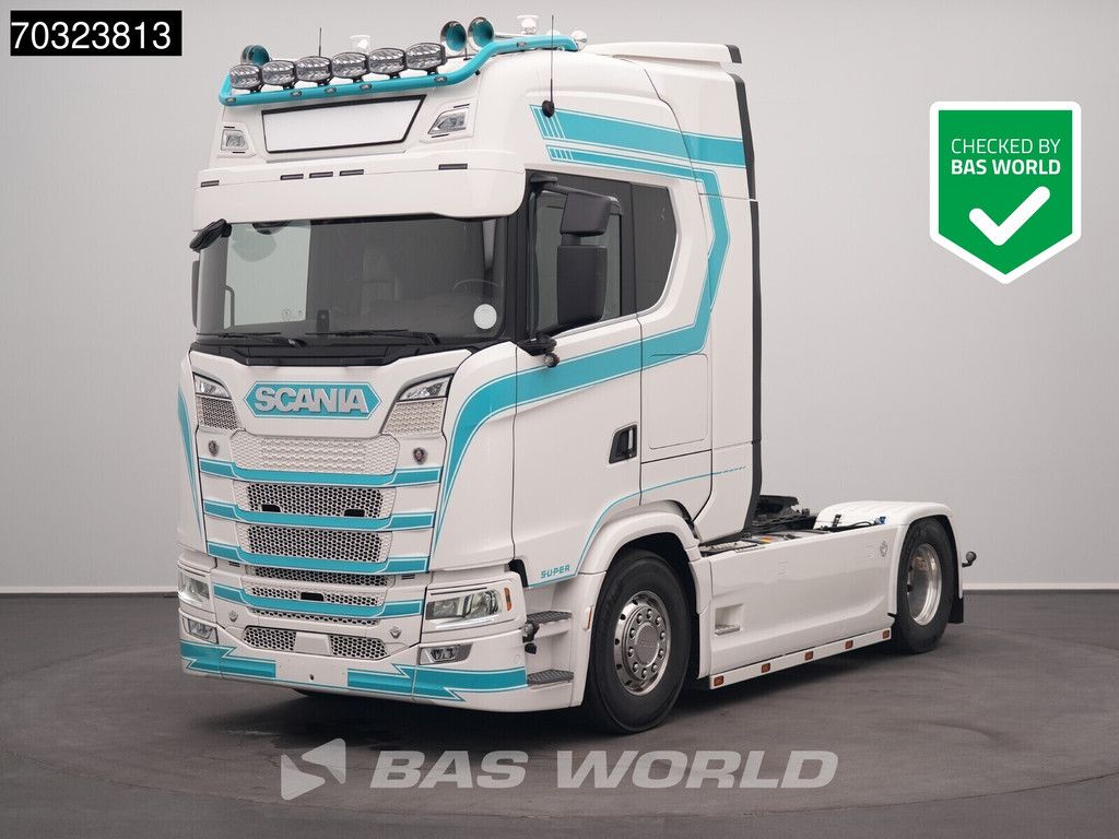 Scania S590 4X2 V8 Retarder Full-Air 2x Tanks Standklima ACC Navi Leder Alcoa's
