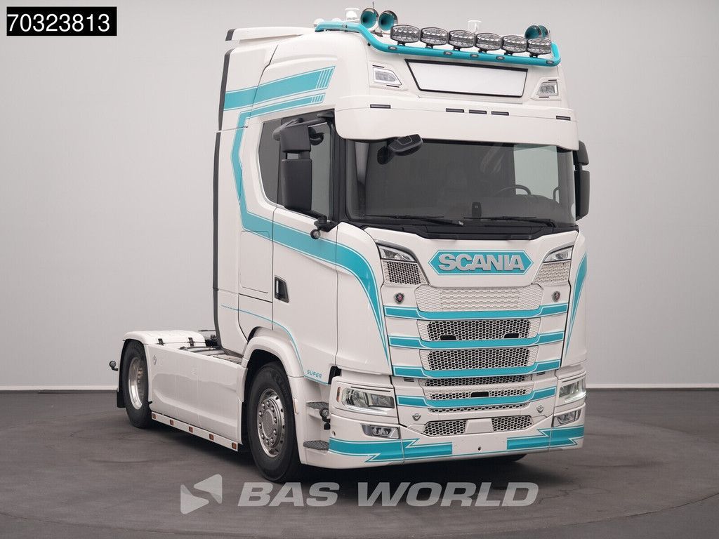 Scania S590 4X2 V8 Retarder Full-Air 2x Tanks Standklima ACC Navi Leder Alcoa's