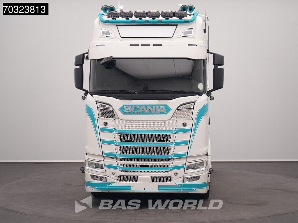 Scania S590 4X2 V8 Retarder Full-Air 2x Tanks Standklima ACC Navi Leder Alcoa's