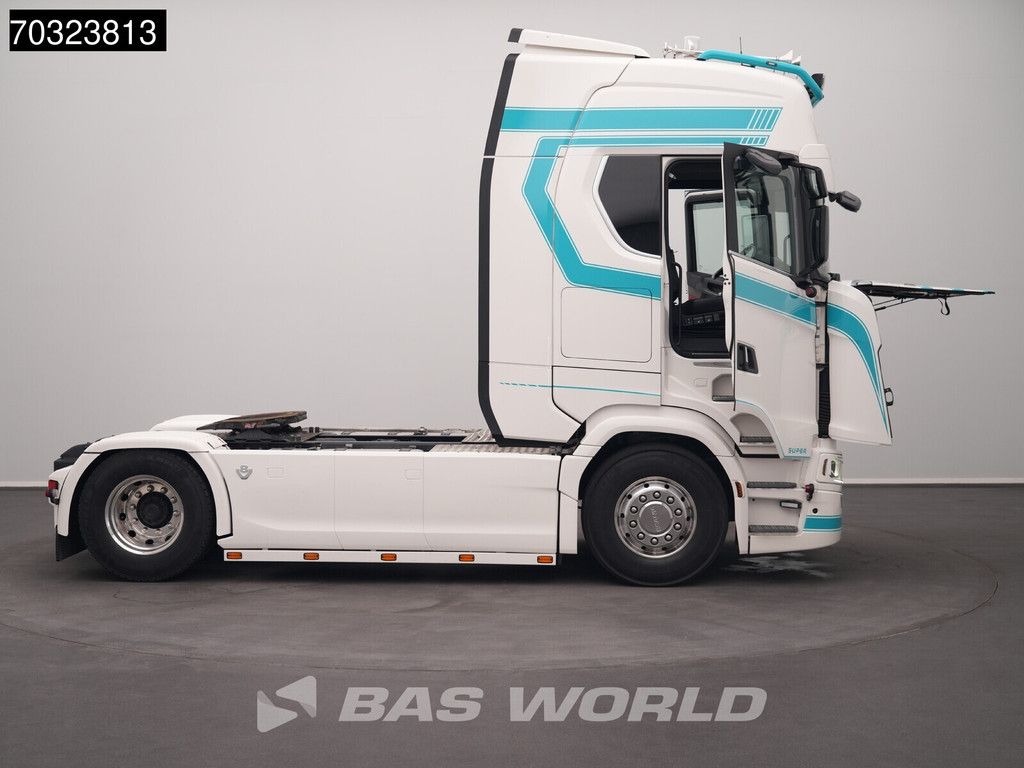 Scania S590 4X2 V8 Retarder Full-Air 2x Tanks Standklima ACC Navi Leder Alcoa's