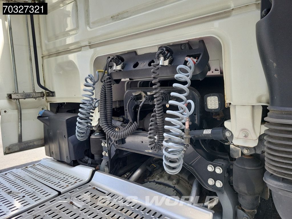DAF XF XF 4X2 Mega NL-Truck APK Retarder 2x Tanks Standklima ACC SSC
