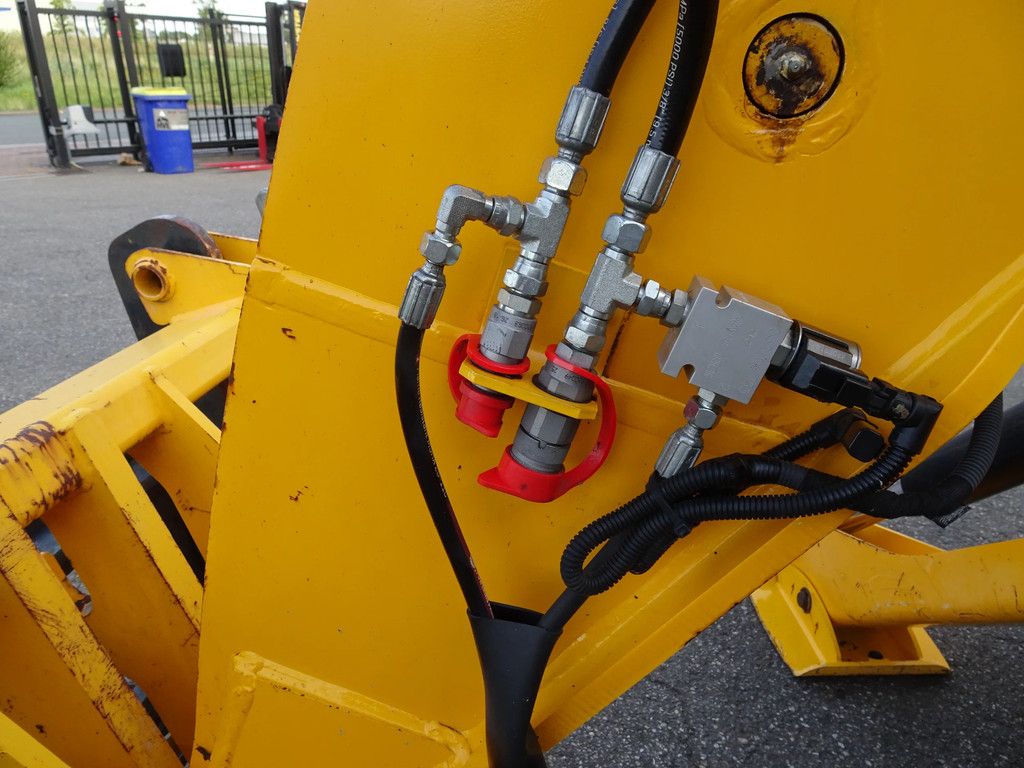 JCB 540-140