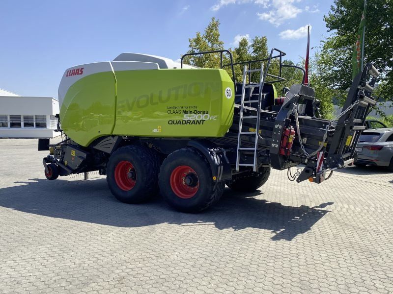 Claas QUADRANT 5200 FC TANDEM