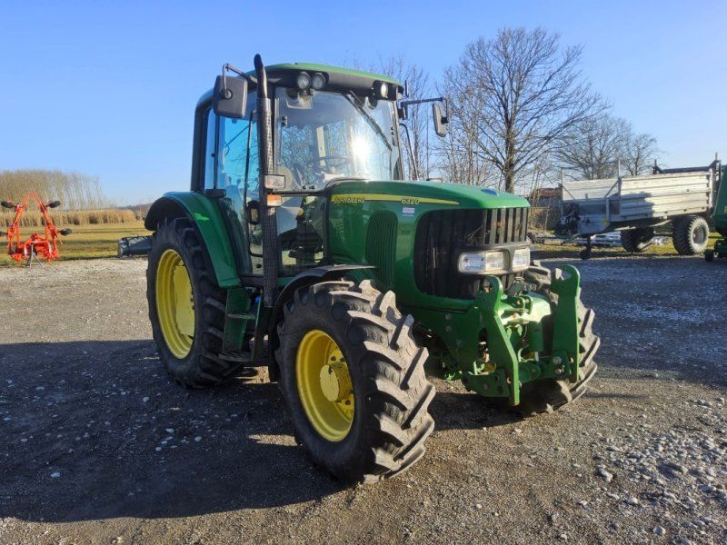 John Deere 6320