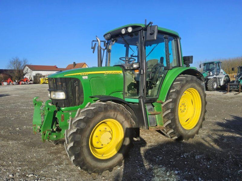 John Deere 6320